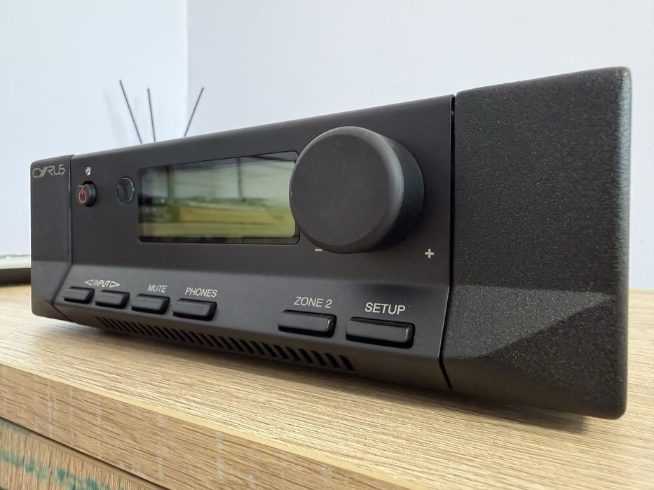 Усилвател Cyrus 6 DAC