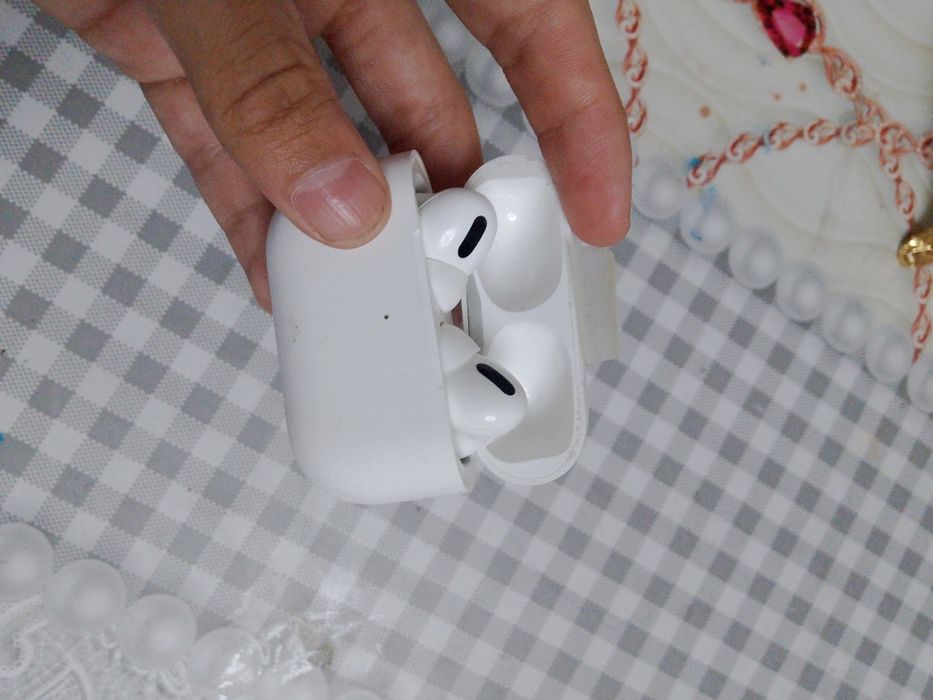 Продается Airpods pro