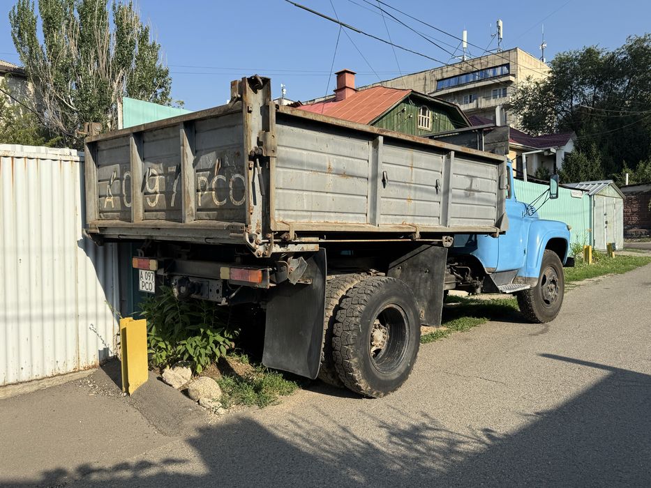 Самосвал Зил 130