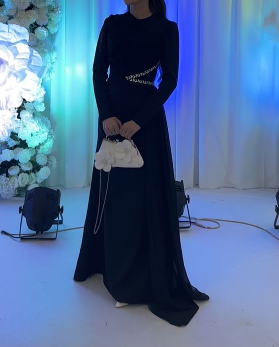 Продается вечернее платье