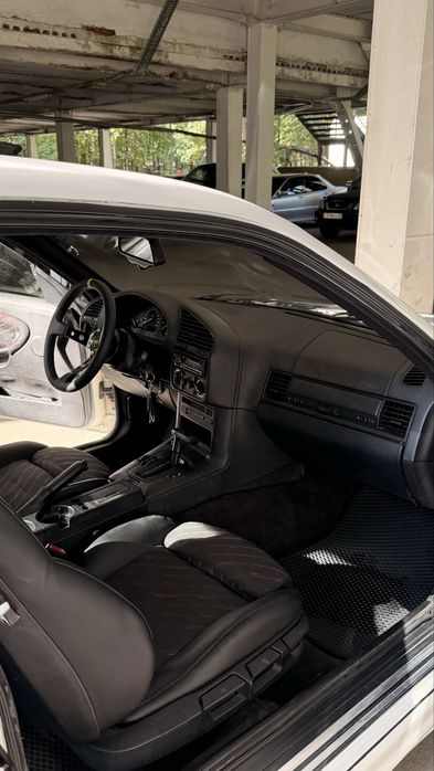 Продам BMW E36, 320i