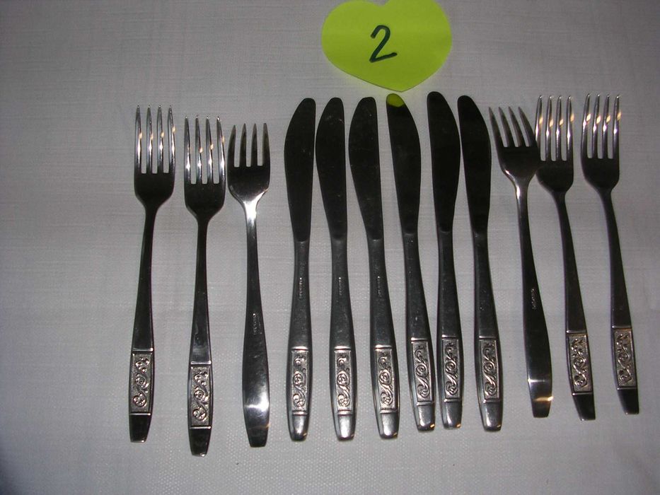 Лъжици вилици ножове  от соца-нови