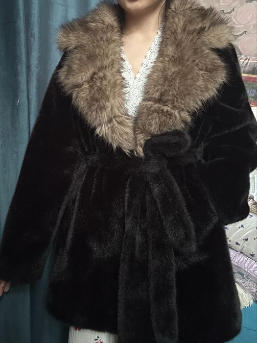 продам куртки и шубы