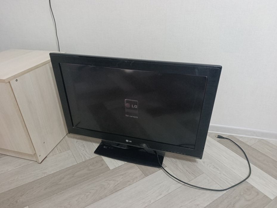 Срочно продам телефизор LG