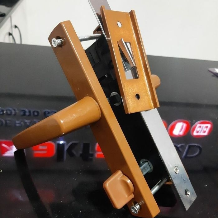 Ремонт Акфа любой рамы двери