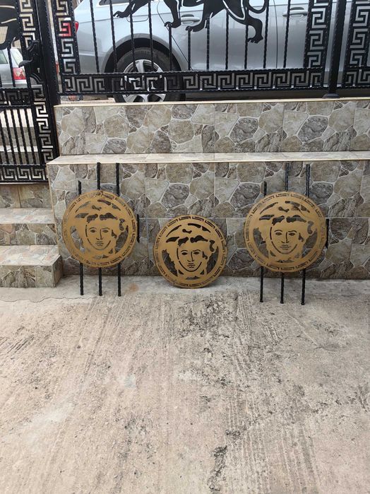 Продават се седем бройки от тях