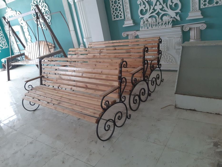 Скамейка сотилади