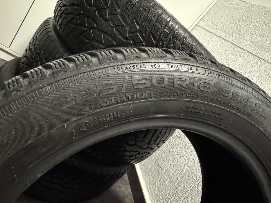 Set 4 anvelope de iarna 225/50/R18 99H XL Nokian