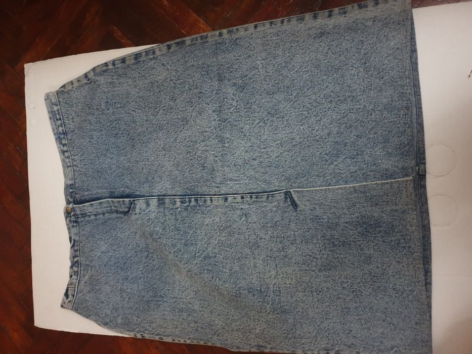 Fusta din blugi.