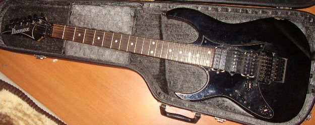 Продавам китара електрическа IBANEZ RG550LH за лява ръка