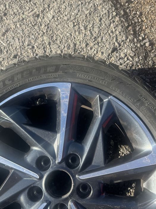 Продам шины MICHELIN