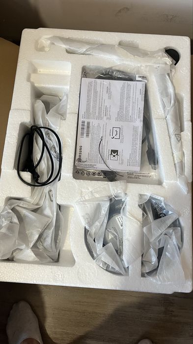 Монитор Samsung Odyssey G3 24”, 180Hz, 1ms