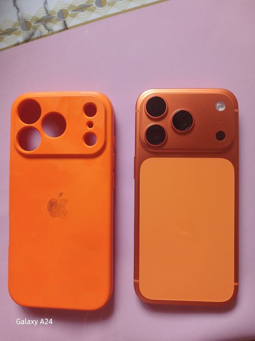Iphone 17 Pro (Orange)