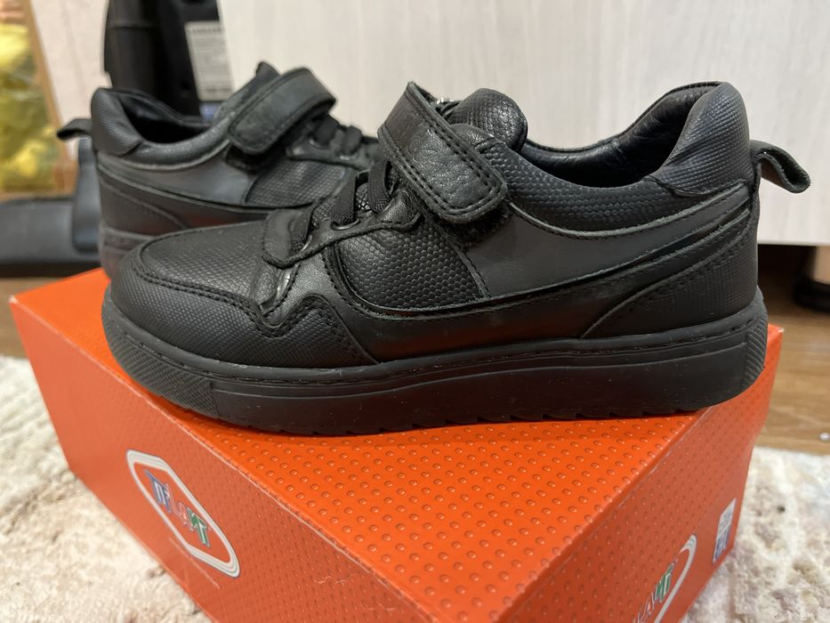 Школьная обувь