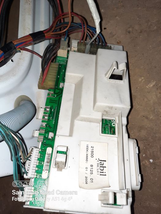 Dezmembrez masina spălat indesit