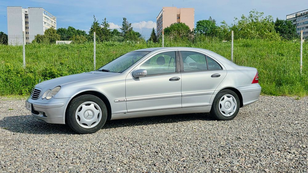 MERCEDES-BENZ E-Class 2004 — imagine 3