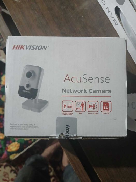 Kuzatuv kameralari, monitor birga