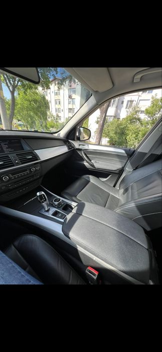 Bmw x5 E70 alb 2011 245 cai diesel