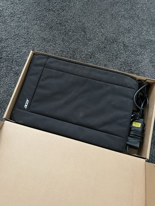 Laptop acer aspire e 17