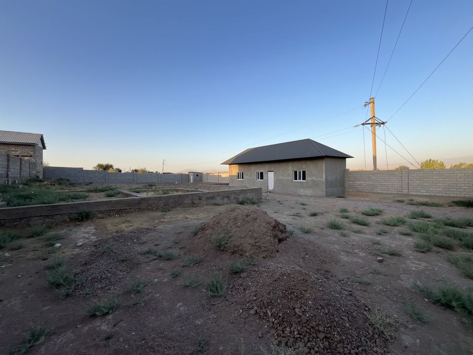 Үй сатылады  кәсіпкерліктің  артында