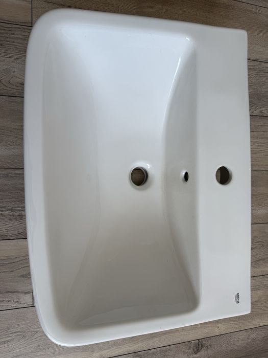 Раковина Grohe, подвесная