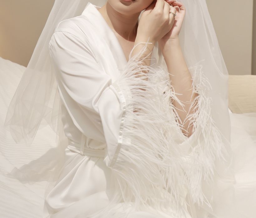 Белая сорочка с накидкой