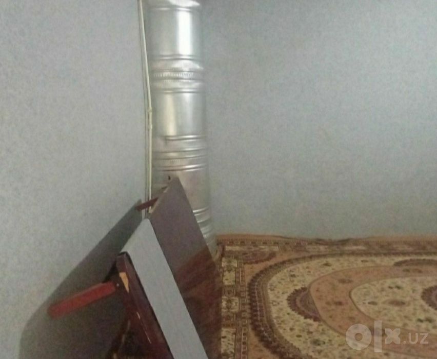 Янгийулда 2 хонали уй сотилади. Вариантгаям берилади.
