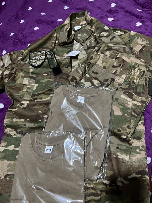 Продам военную форму новая
