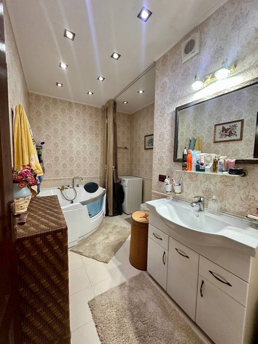 Продам 4 ком Юнусабад 13 квартал