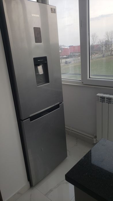 Inchiriez apartament 2 camere