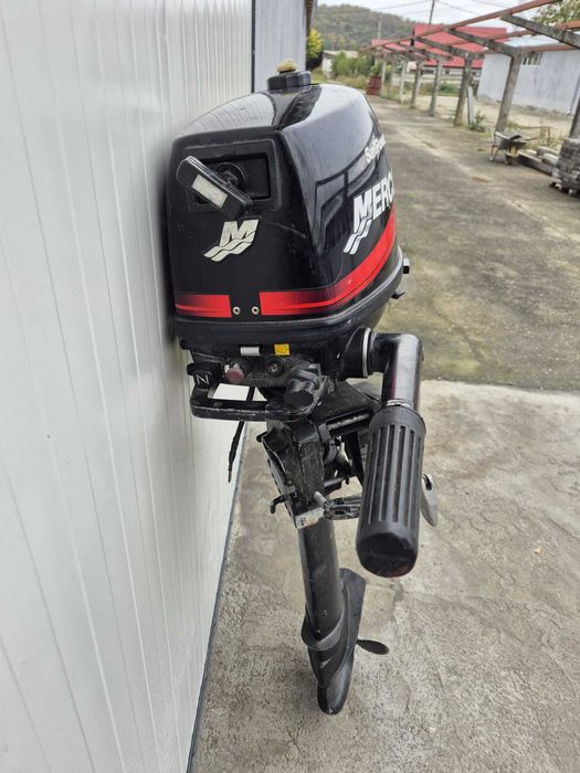 Motor Barca Mercury 5CP