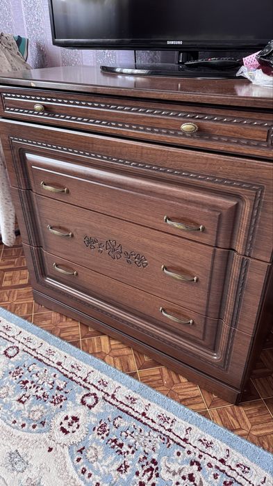 Спальный гарнитур