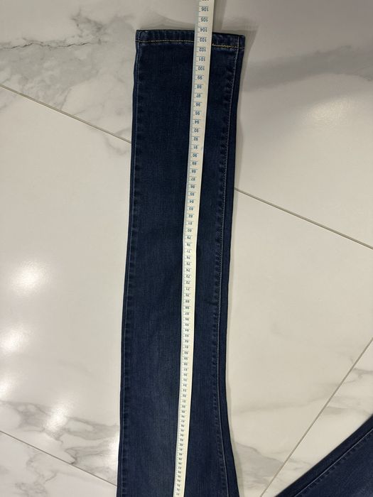 Оригинални дамски дънки Levi’s ,размер 27