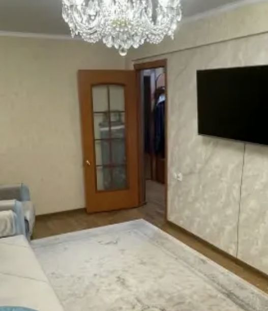 Продам б/у двери