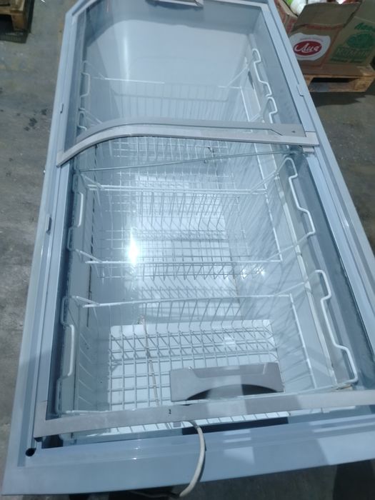 Холодильник под мороженое