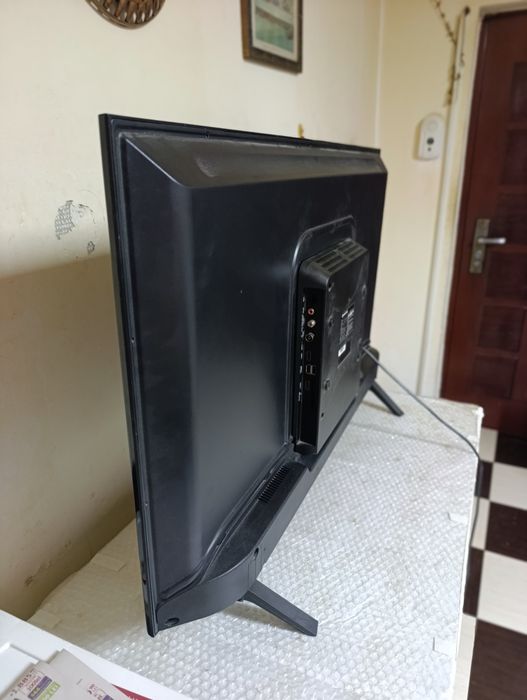 Smart TV Vortex 101 CM