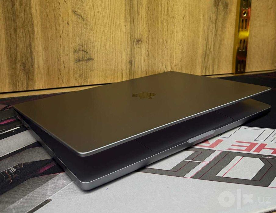 MacBook Pro 16 M1 Pro  16/512 GB