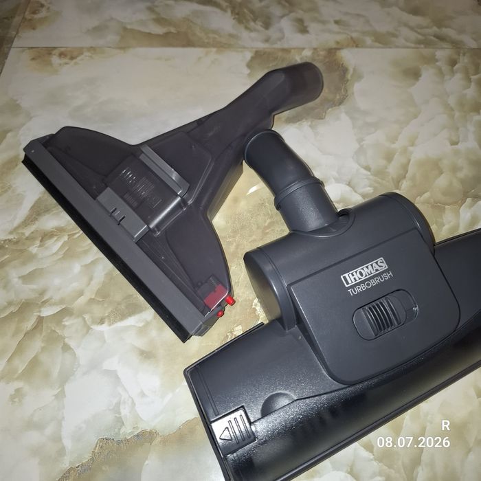 Продам моющий пылесос Thomas