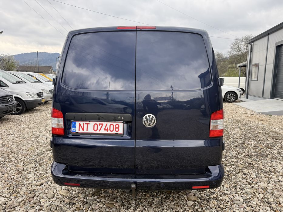 Vw transporter T5 2011 automat 140 cp