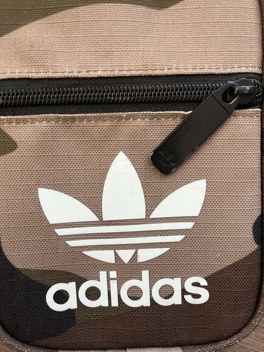 Камуфлажна Чанта Adidas