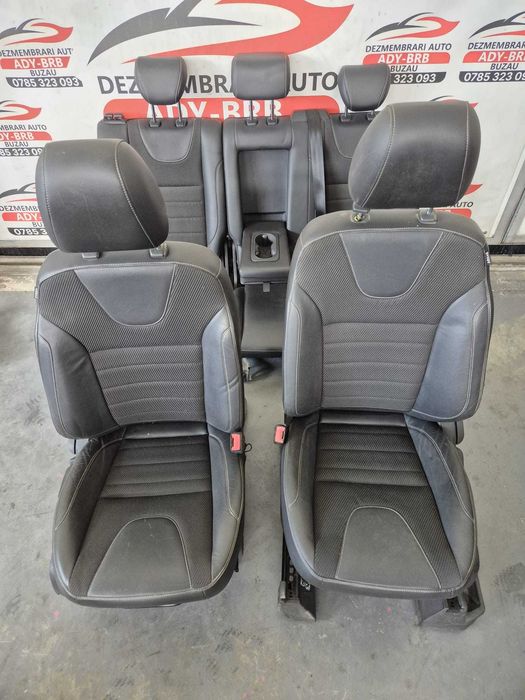 Interior / Tapiterie din piele /volan/ navigatie Ford Kuga 2