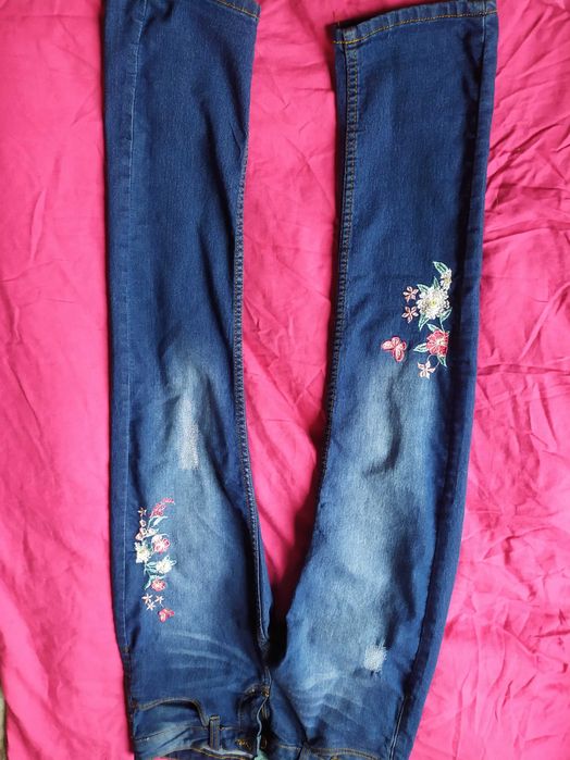 Дънки 14-15 г. или S размер