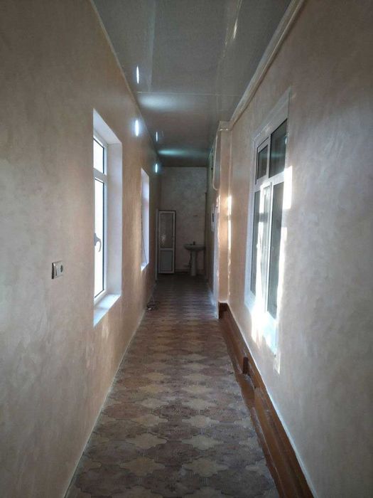 Срочно ховли сотилади. Каттакурган шахрида 8 сотыхли