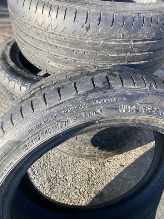 Anvelope 225 45 17 NOI Dunlop vară