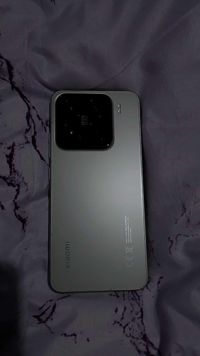 Xiaomi 15, sistem de operare HyperOS. Ca nou. Se fac poze și videoclip