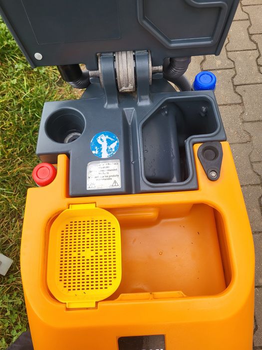 Taski swingo 450 B/ Masina de spalat pardoseli