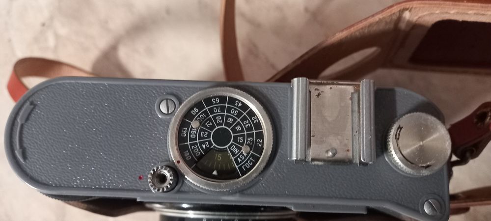 Ретро апарат за снимки -Смена 8