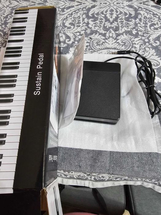 Sustain Pedal  педаль для синтезатора