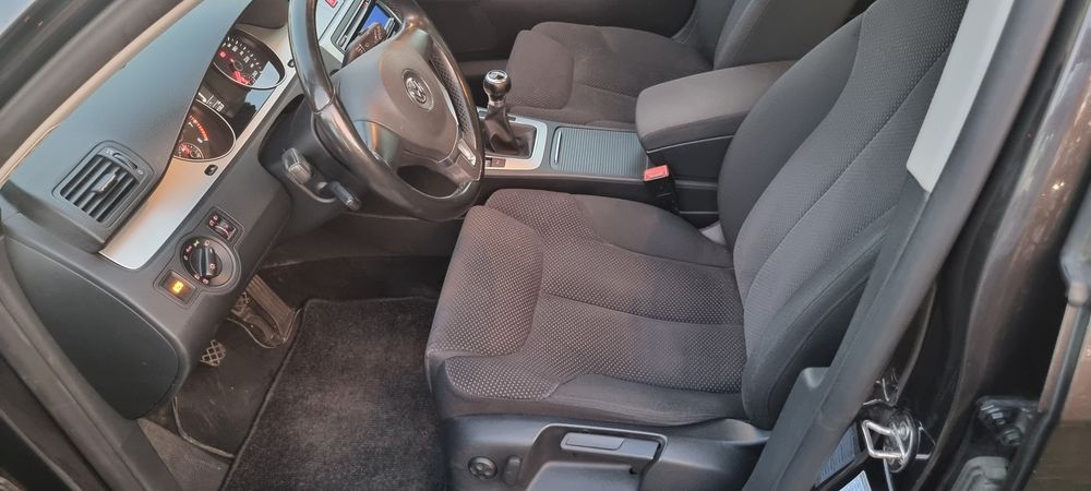 VOLKSWAGEN Passat 2010 — imagine 4