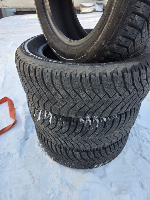 Продам шины гудиер